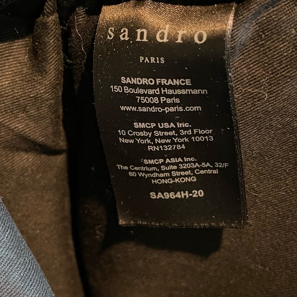 Sandro - Picture 6 of 8